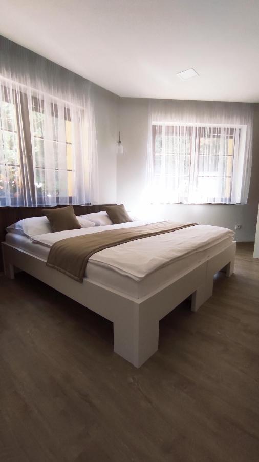 Apartmany Na Vyhlidce Paseka  Extérieur photo